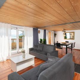 Charming Apartment-Prime Location