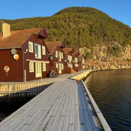 Fister EG, Hotel in Hjelmeland