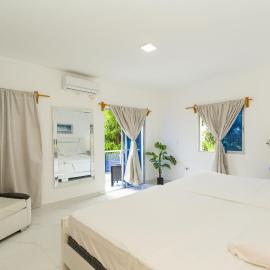 Crown ll-3 Bedrooms-Pool-Close to everything!