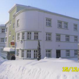 Hotel Grand, hotel v Tanvaldě