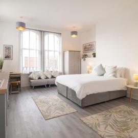 Host & Stay - Harbour Point