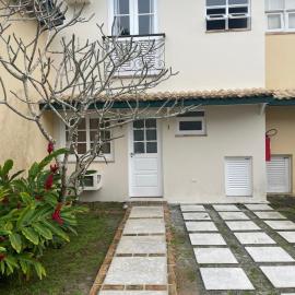Casa 1 na praia de Juqueí em Condomínio