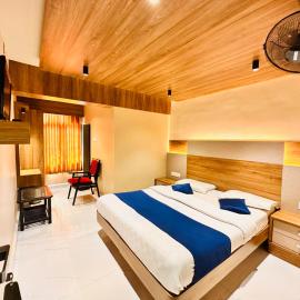 City Palace Hotel: Ooty şehrinde bir otel