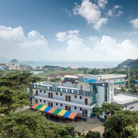 Anmyeondo paradise pension, hotel em Taean