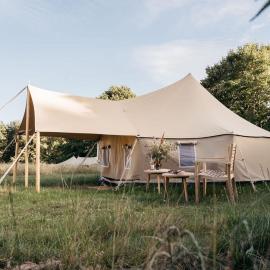 Villa Huno Glamping, hotel en Borre