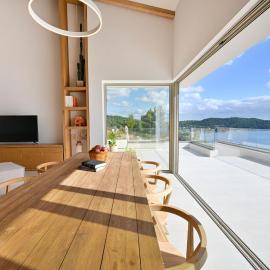 Villas Phos Skiathos，聖帕拉斯凱維的飯店