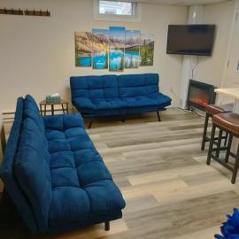 Attractive Lower Level Guest Suite with Private Entrance, ξενοδοχείο σε Whitinsville