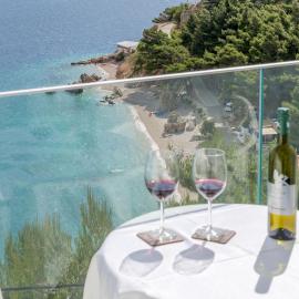Deluxe Seaview Studios KENNEDY II, ξενοδοχείο σε Mimice
