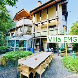 Luxus Ferienhaus Villa Gernsbach mit Sauna, Garten, Kamin bis 22 Personen, hótel í Gernsbach