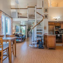 Makani Moana Loft - Golf Course View - North Shore - Sleeps 2