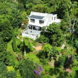 The Metta House, hotel in Tamborine Mountain