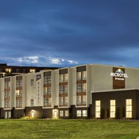 Microtel Inn & Suites by Wyndham Boisbriand, hotel en Sainte-Thérèse