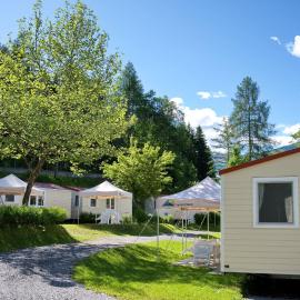 Camping am Waldbad, Dellach im Drautal, hotel in Dellach im Drautal