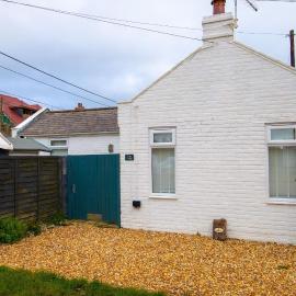 The Dees - Cottage, Rye Harbour, Hotel in Rye Harbour