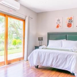 The Orange Tree Guest House, hótel í Nelspruit