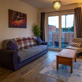 Spacious 2 Bedroom Apartment in Crawley, hotel v destinácii Crawley