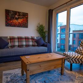 Convenient 2 Bedroom Apartment in Crawley, hotel in Ifield