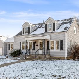 4 Bedroom Wentzville Adventure Sleeps 12, hotel a Wentzville