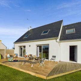 À 300m de la côte sauvage, maison familiale pour 8