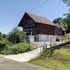 Beauraing में, होटल Gîte Le Chalet Suisse Dion