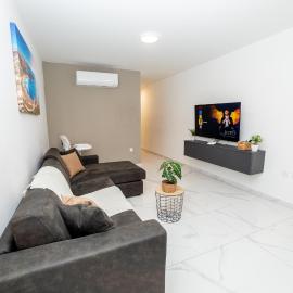 Spacious Family Stay in Malta 3BR by HostMT