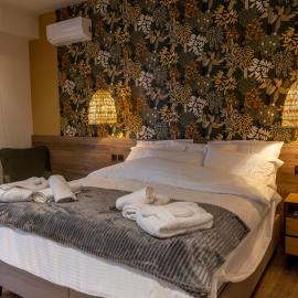 Trikala mall suites