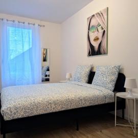 Le Vauban - appartement 2 chambres, salon, cuisine équipée, parking et wifi gratuit