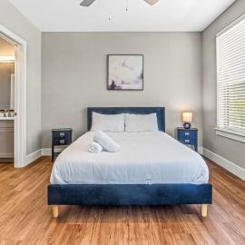 Fascinating 2BD 2BA w Beautiful Pool in Fort Worth, hotel u gradu Fort Vort
