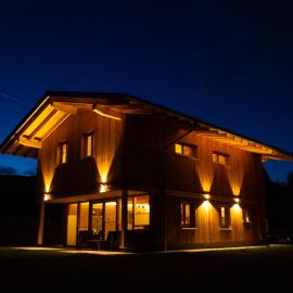 Chalet Flanitzmühle, хотел в Фрауенау