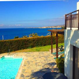 Aura Holiday Villas