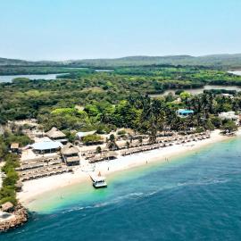 Fenix Beach Cartagena、ティエラ・ボンバのホテル