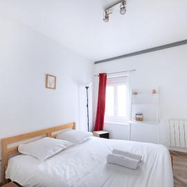 T2 cosy et moderne proche Confluence, Hotel in Oullins