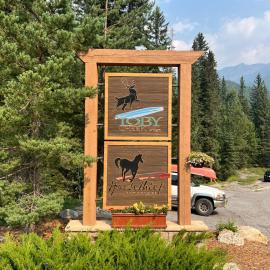 Toby Creek Lodge by StayIn โรงแรมในพาโนรามา