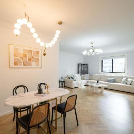 Shanghai Chic B&B-Near Nanjing West Road commercial district,350 walk from the Nature History Museum subway