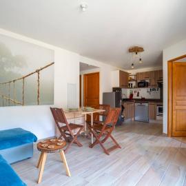 Appartement moderne 4 pers, proche SkyVall, parking gratuit - FR-1-695-63