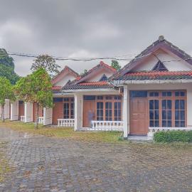 RedDoorz at Hotel Padjajaran Tasikmalaya、タシクマラヤのホテル
