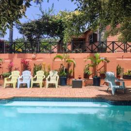 Indigo Chalets, hotel din Port Edward