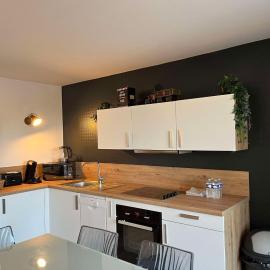 Duplex urbain spacieux à Compiègne, hôtel à Compiègne