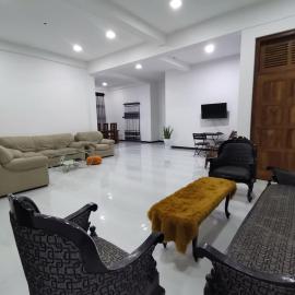 Ancient Breeze HomeStay, hotel in Anuradhapura
