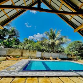 Ivory Safari Lodge, hotel in Udawalawe