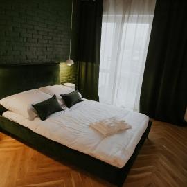 Apartament Dwupoziomowy Butikowy Żmigrodzka, free parking, self check-in
