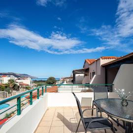 Villa Lea, stylish, with common pool، فندق في Chania
