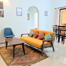 Casa Stay Candolim Holiday Apartments with Pool-Free Parking-WiFi-Powerback up