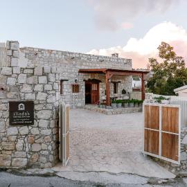 Iliada Traditional Stone House with Private Pool, Paphos – hotel w Pafos