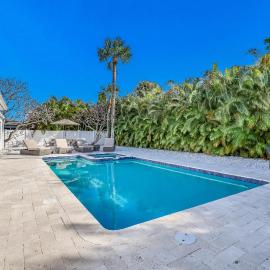 Shamrock Palms