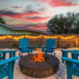 Beach house w boardwalk & fire pit, Hotel in Port Saint Joe