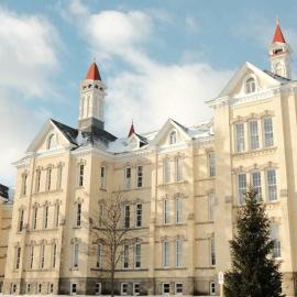 Condo at The Commons, hotel di Traverse City