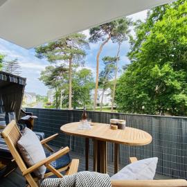 Ferienwohnung Strandkorb & Mee h r Parkvillen Carlota und Candela Baabe
