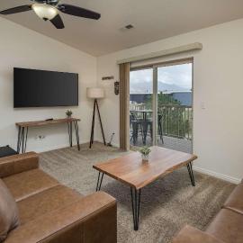 1L Top Floor Moab RedCliff Condo POOL & HOT TUB