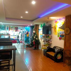 Popeyes Hostel Patong, hotel u gradu Patong Beach